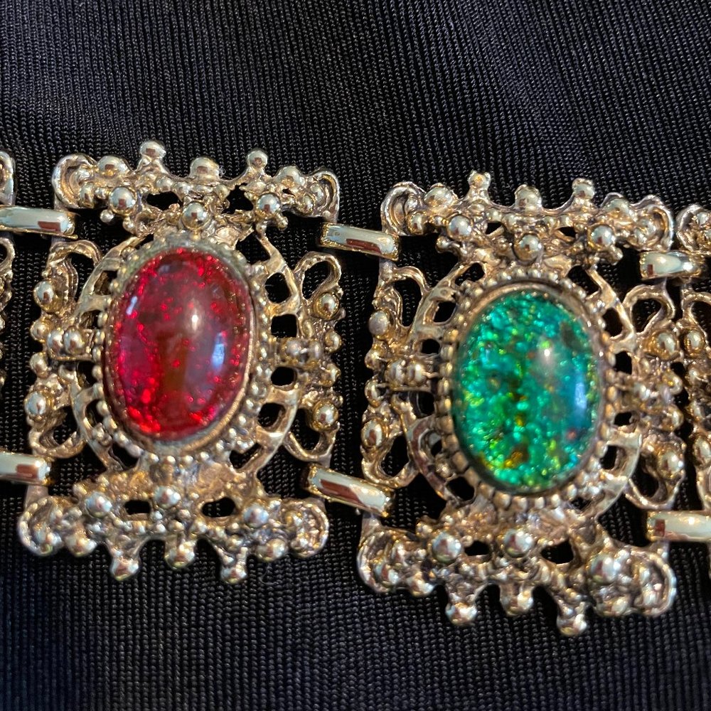 Dragon Egg Braclet - image 4